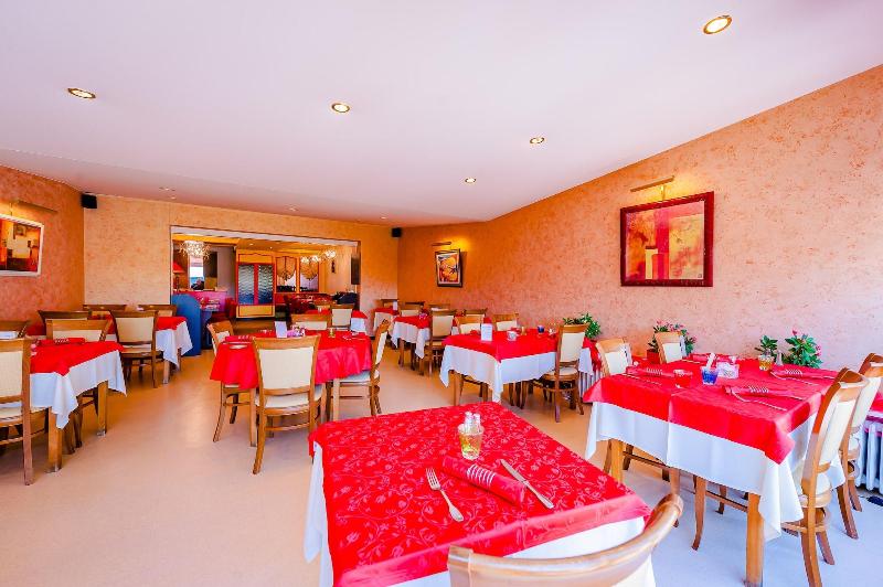 Hotel Le Commerce image