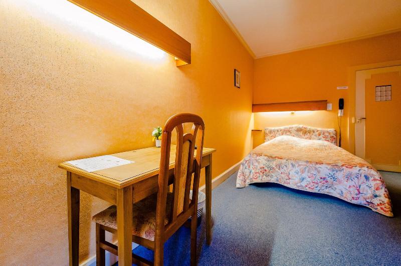 Hotel Le Commerce image