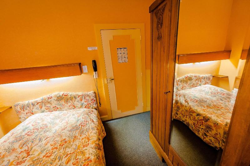 Hotel Le Commerce image