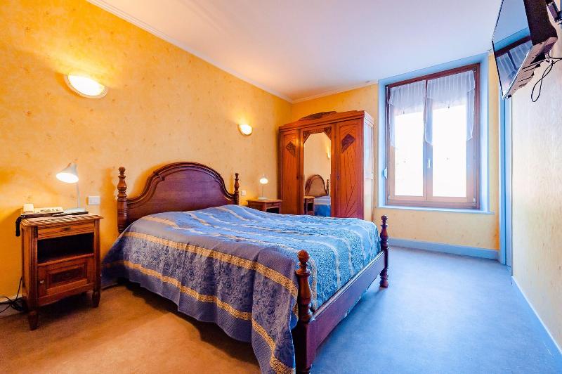 Hotel Le Commerce image