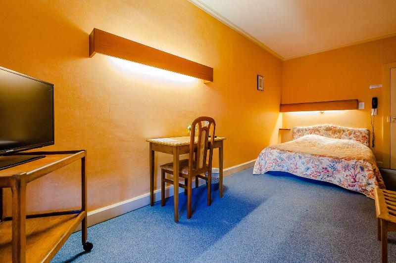 Hotel Le Commerce image