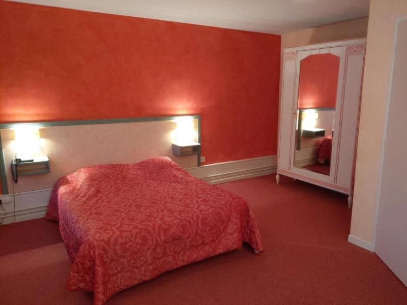 Hotel Le Commerce image