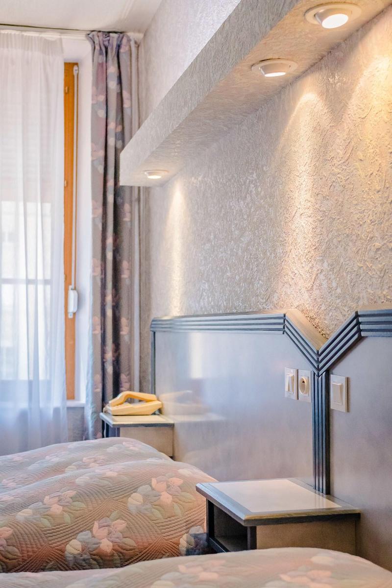 Hotel Le Commerce image