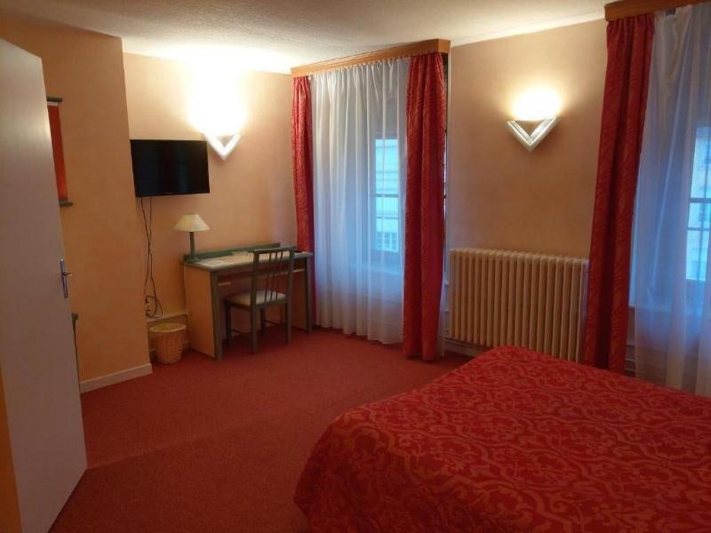 Hotel Le Commerce image