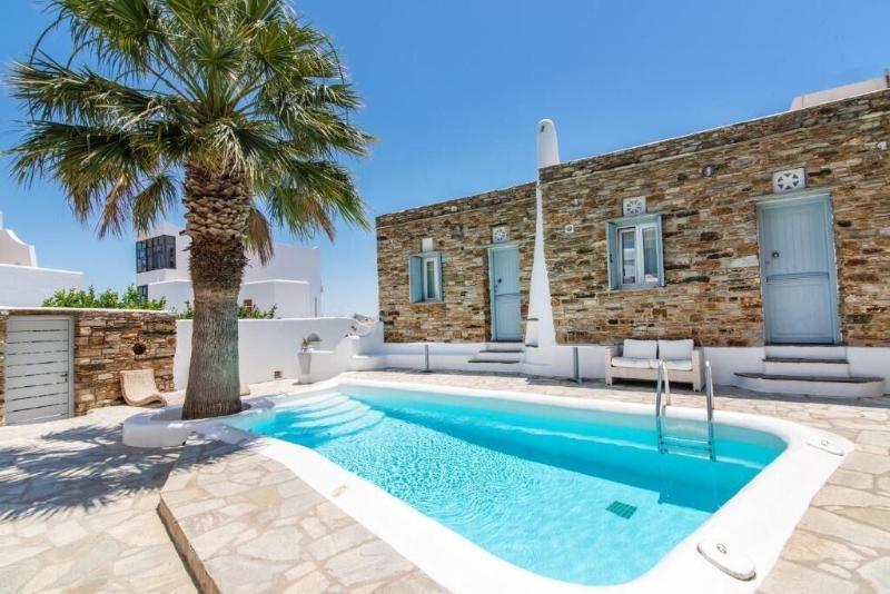 Onar Hotel And Suites image