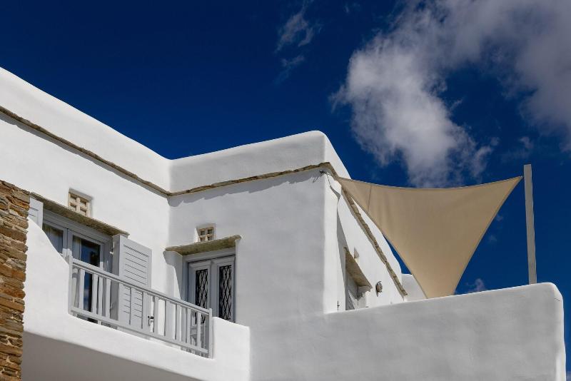 Onar Hotel And Suites image