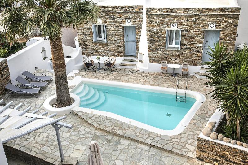 Onar Hotel And Suites image