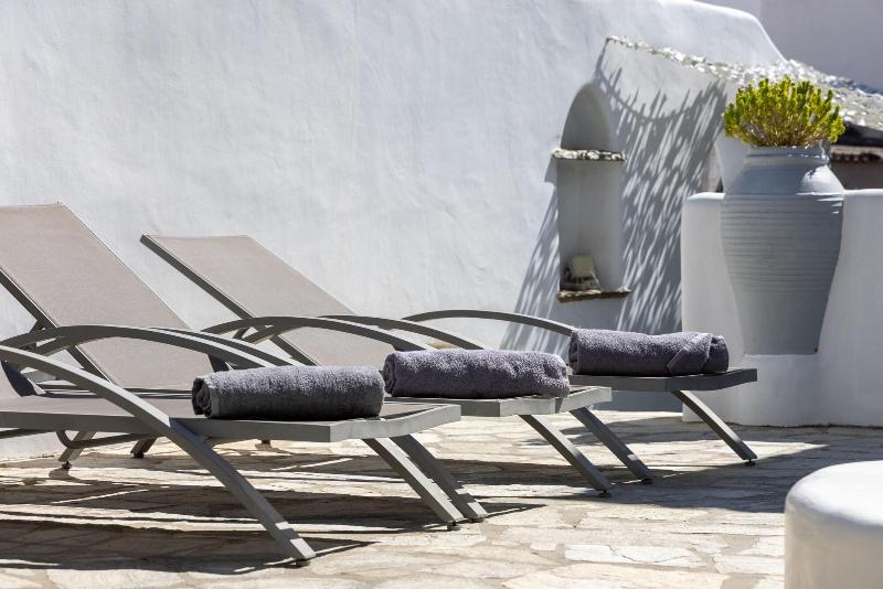 Onar Hotel And Suites image