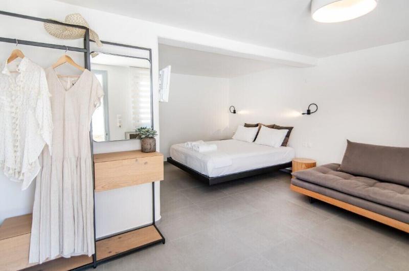 Onar Hotel And Suites image