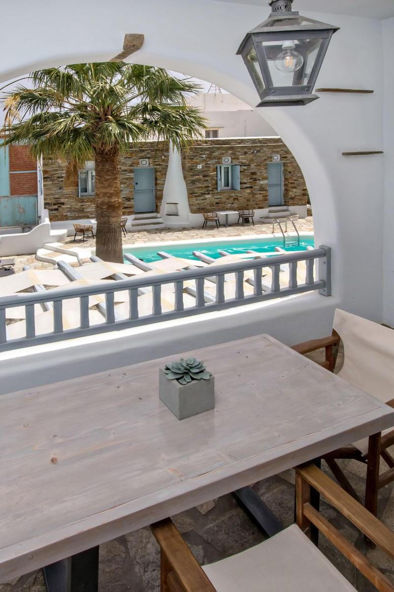 Onar Hotel And Suites image