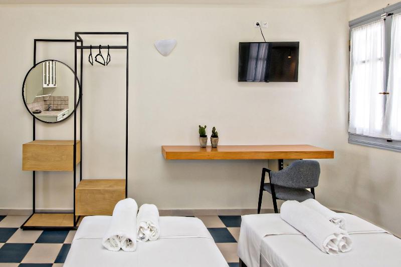 Onar Hotel And Suites image