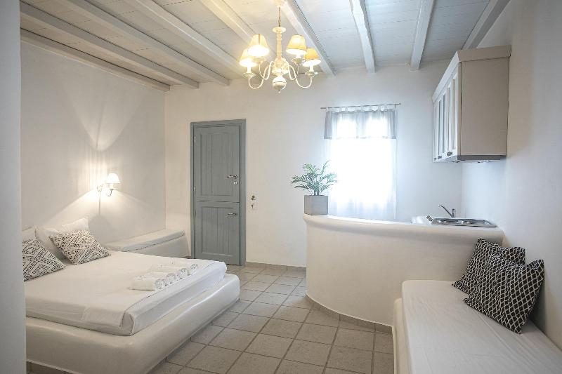 Onar Hotel And Suites image