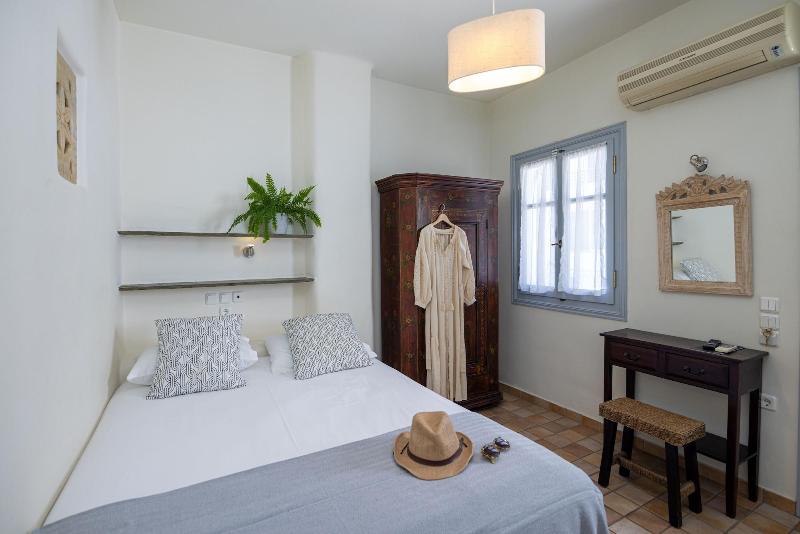 Onar Hotel And Suites image