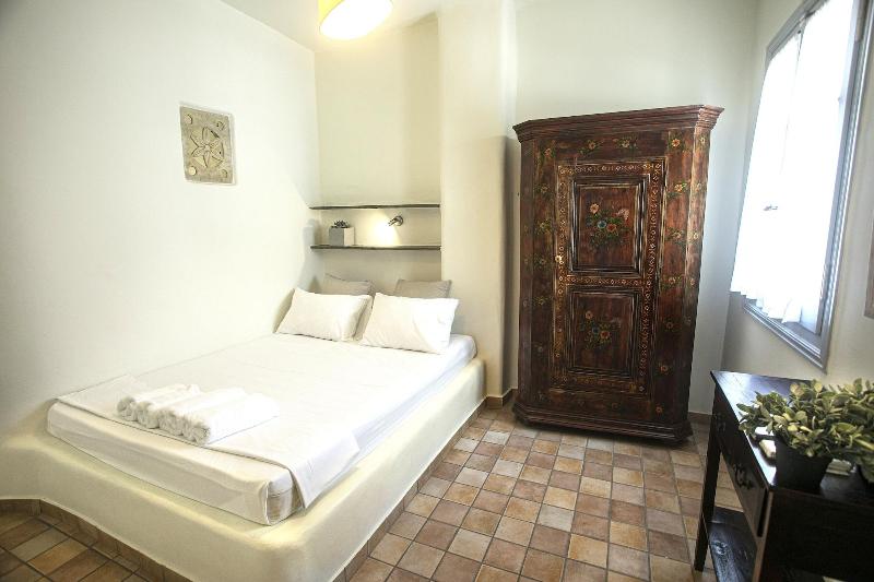 Onar Hotel And Suites image