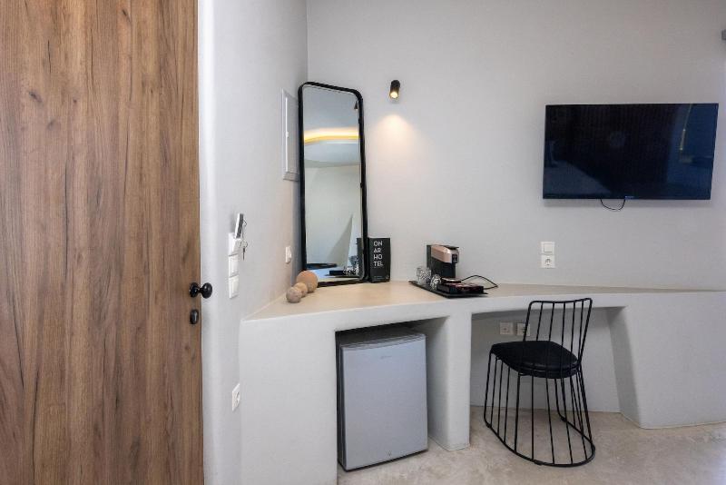 Onar Hotel And Suites image