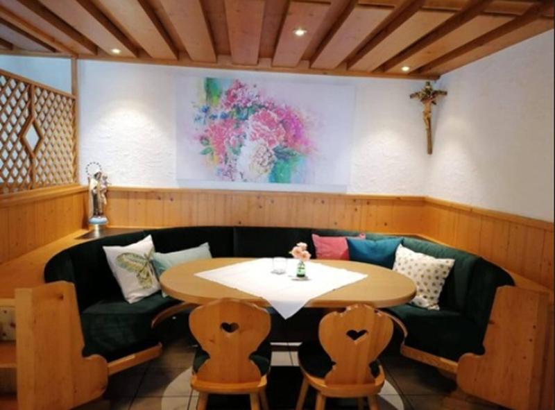 Hotel Zur Ulme image