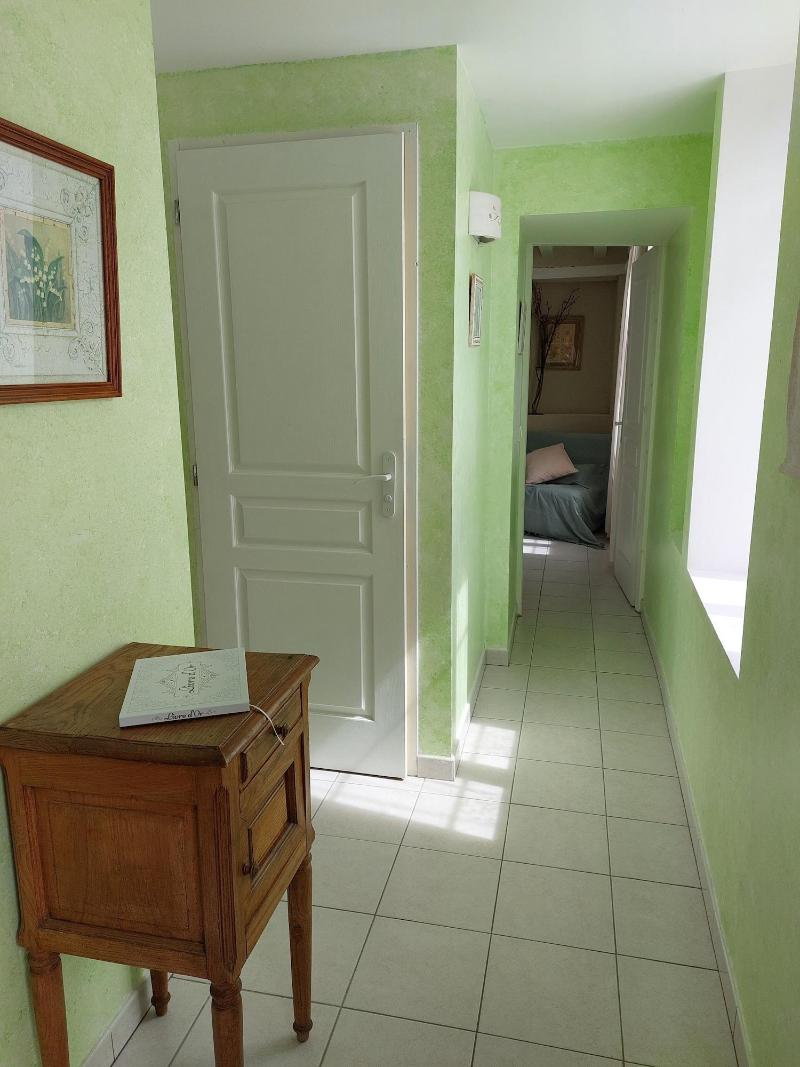 Trainefeuilles image
