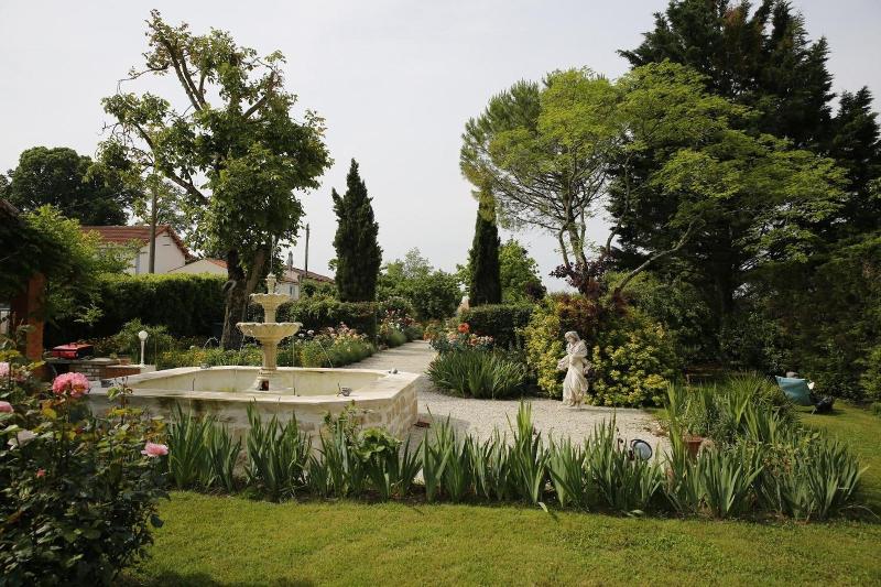 L Isle De Bourbon image