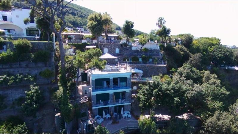 L Incanto Restaurant Suites — photo 4