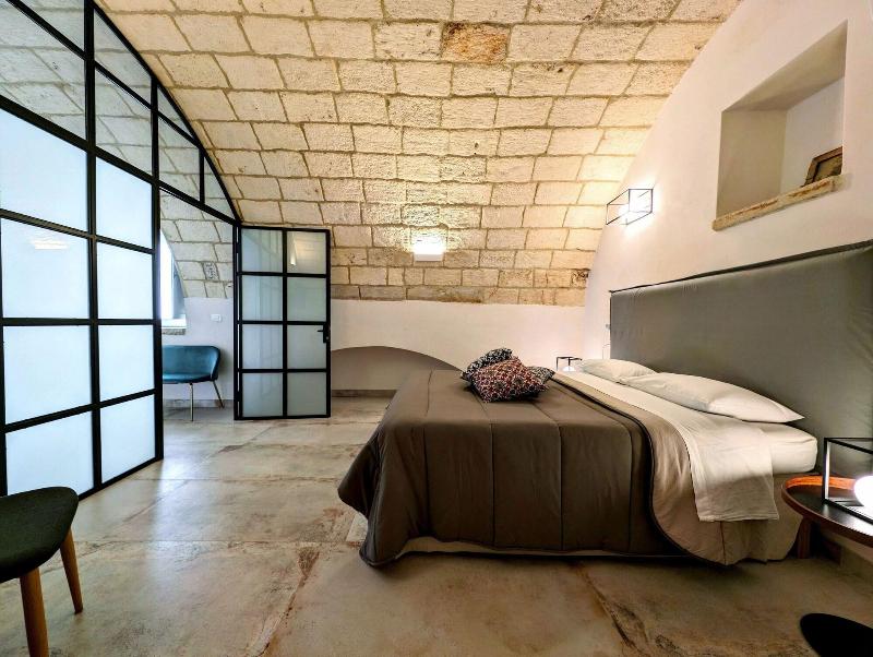 Oikia Vacanze Giuggianello Le Bey image