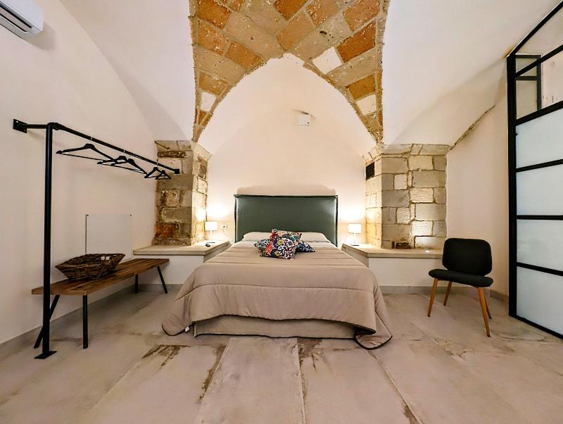 Oikia Vacanze Giuggianello Le Bey image