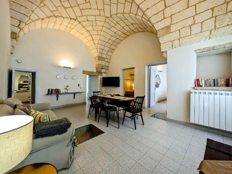 Oikia Vacanze Giuggianello Le Bey image