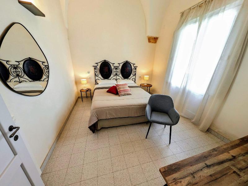 Oikia Vacanze Giuggianello Le Bey image