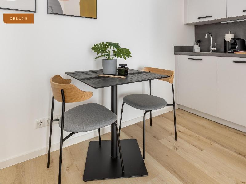 Limehome Osnabra Ck Johannisstraaye image