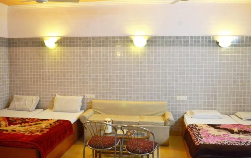 Raj Mahal Hotel image