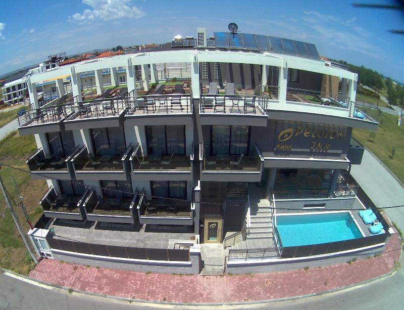 Peloton Inn image