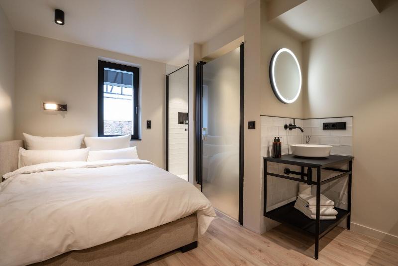 The Adams Self Check In Hotel image