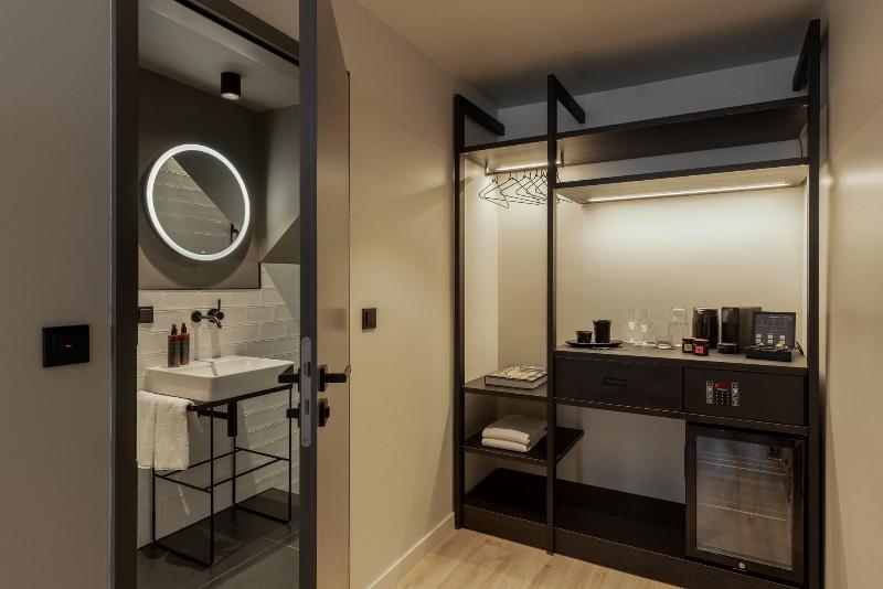 The Adams Self Check In Hotel image