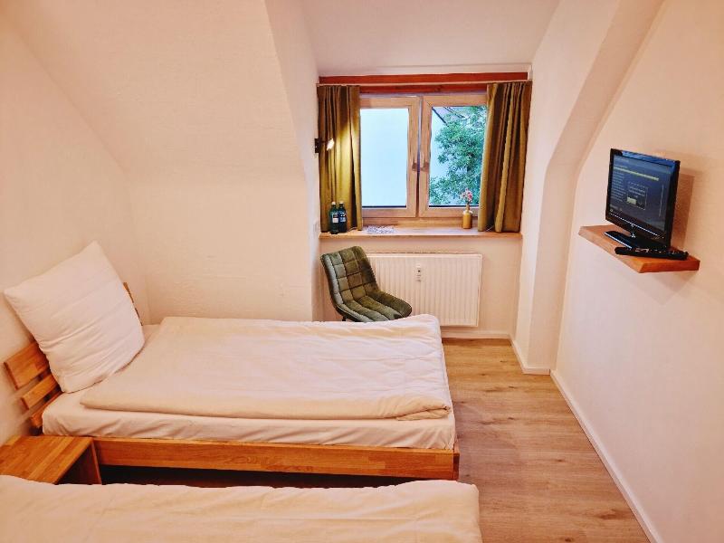 Wirtshaus Zum La Wen image