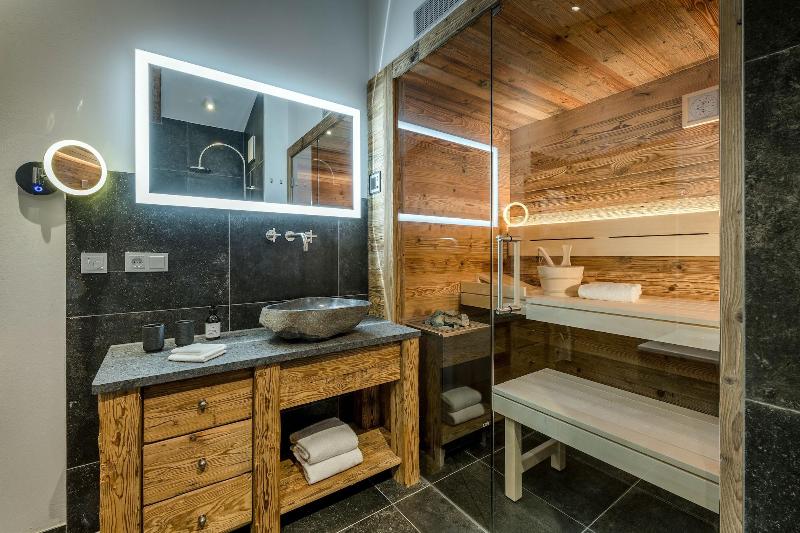 Chiemsee Chalet image