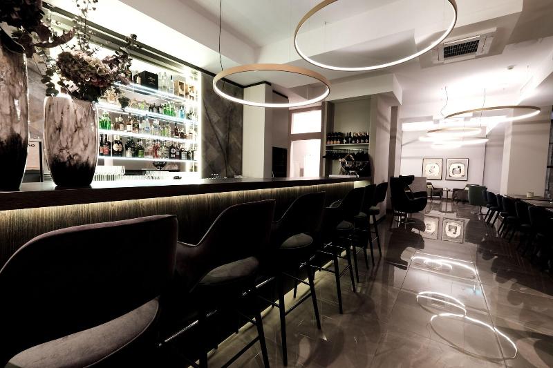 Saxx Hotel Theater Karree image
