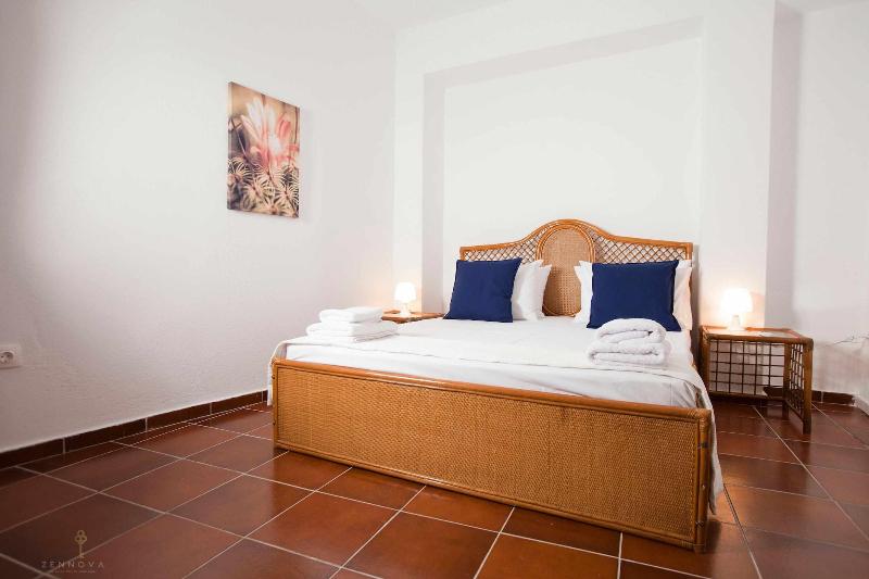 Zennova 31 Kallithea Blue Paradise — photo 3