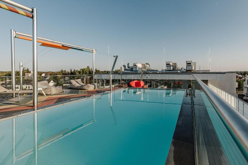 Brucklyn Suites image