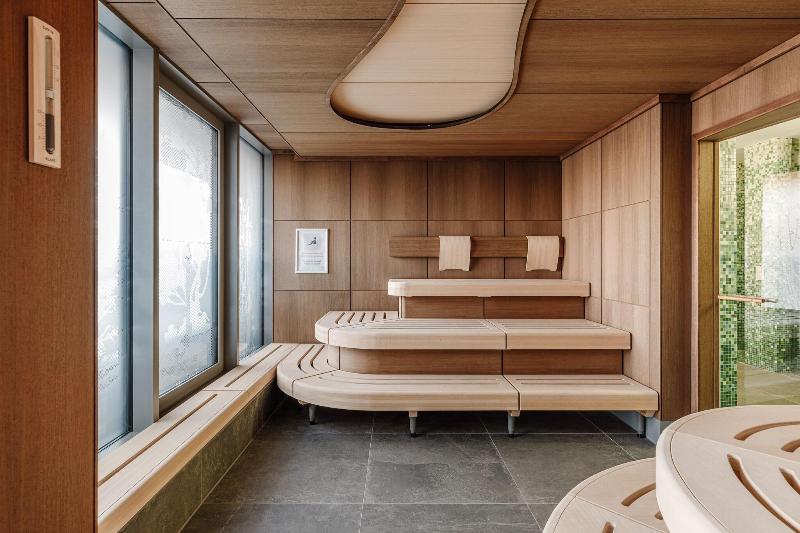 Brucklyn Suites image