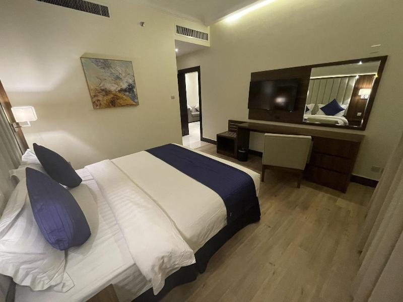 Makarem Residence Hotel Apartment image