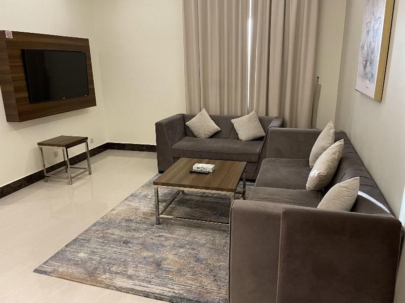 Makarem Residence Hotel Apartment image