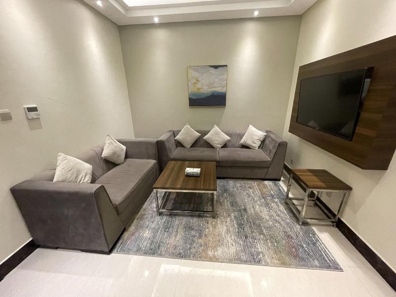 Makarem Residence Hotel Apartment image