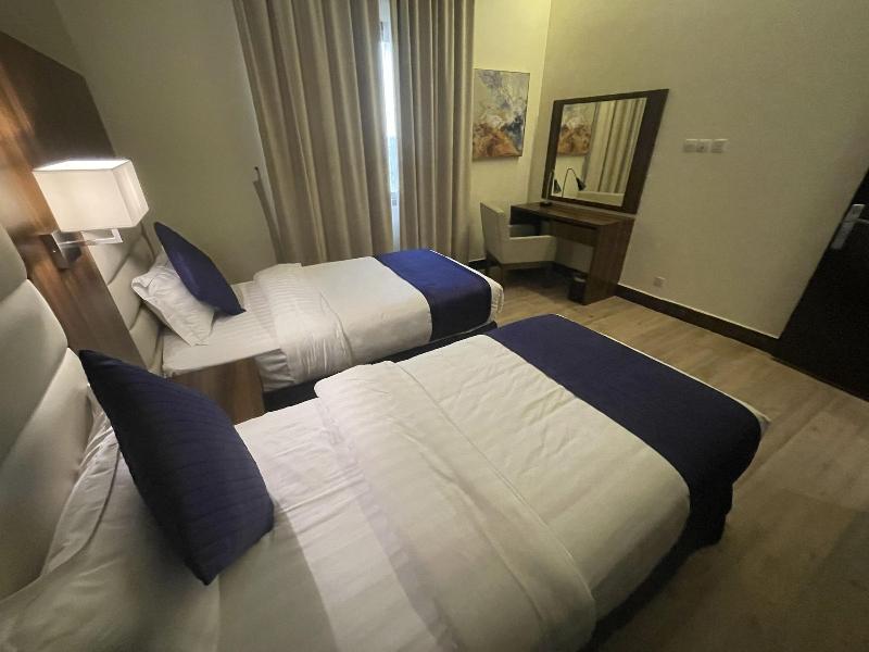 Makarem Residence Hotel Apartment image