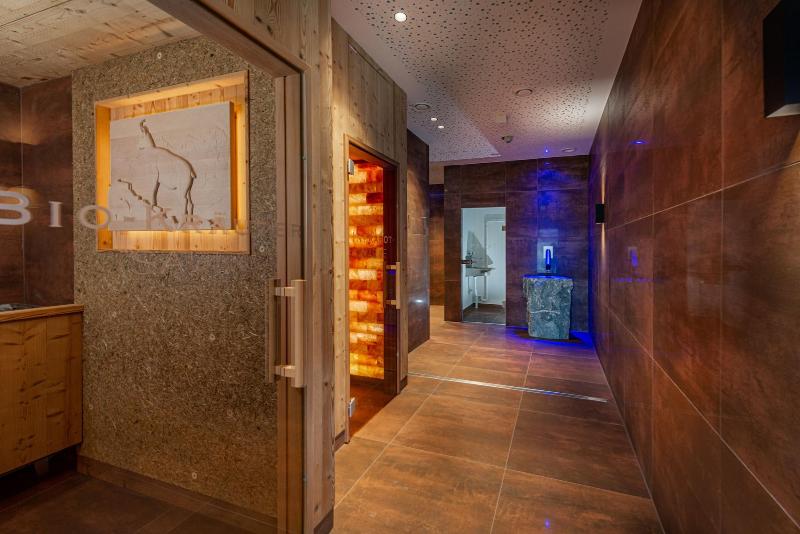 Skylodge Alpine Homes image