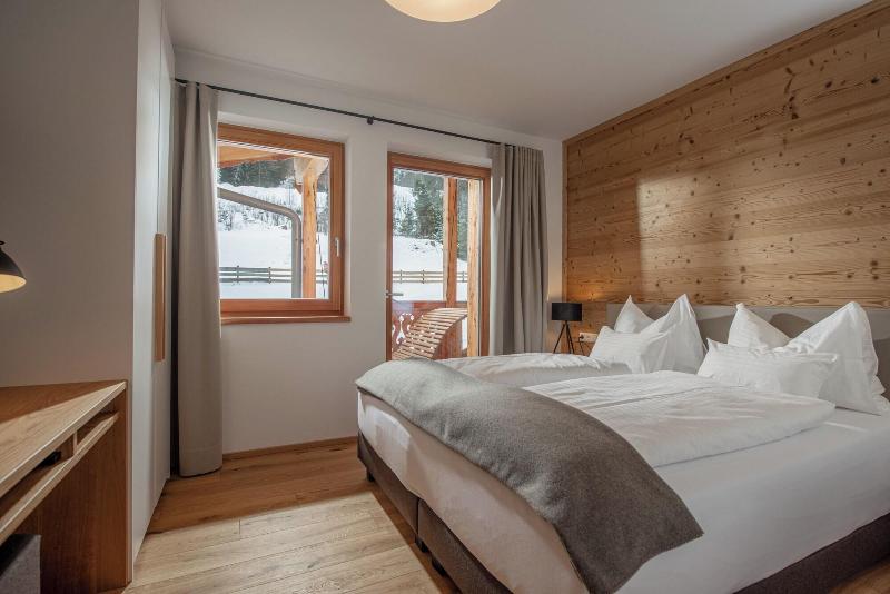 Skylodge Alpine Homes image