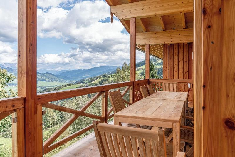Skylodge Alpine Homes image