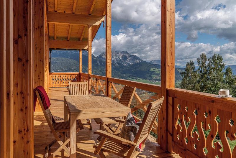 Skylodge Alpine Homes image