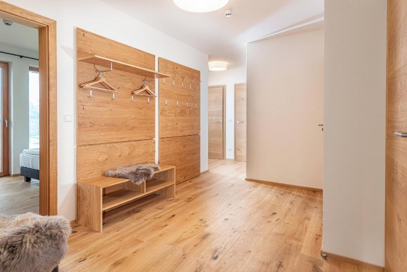 Skylodge Alpine Homes image