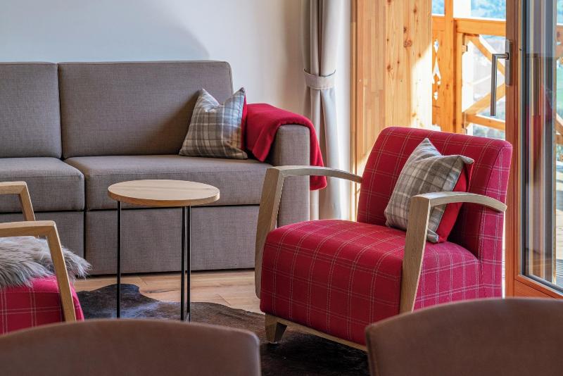 Skylodge Alpine Homes image