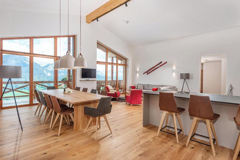 Skylodge Alpine Homes image