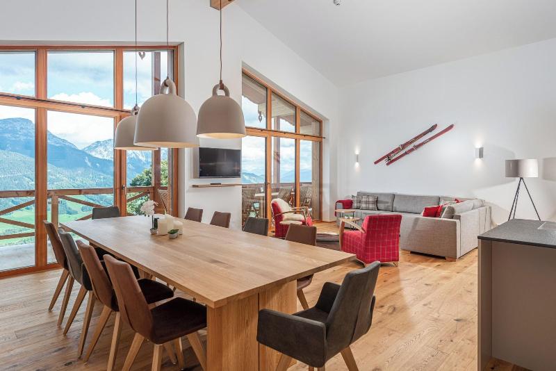 Skylodge Alpine Homes image